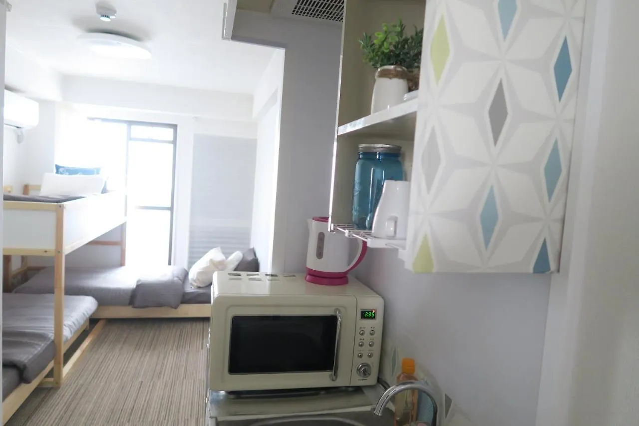 Simply White Guest Room302 Ōsaka Apartment